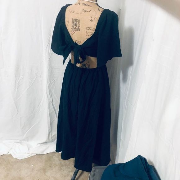 A New Day Women's Black Square Neck Puff Sleeve A-Line Maxi Dress Size 6 NWT - Picture 3 of 12